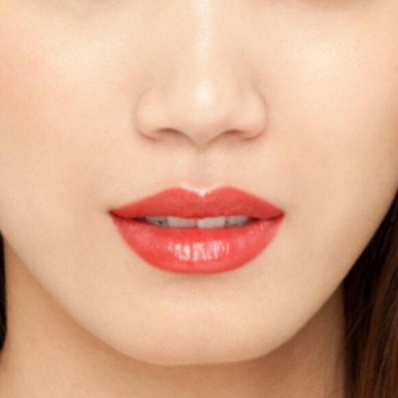 Lipstick REVLON Super Lustrous Lipstick Lip Rouge Lip Color CARNIVAL SPIRIT - Picture 1 of 4